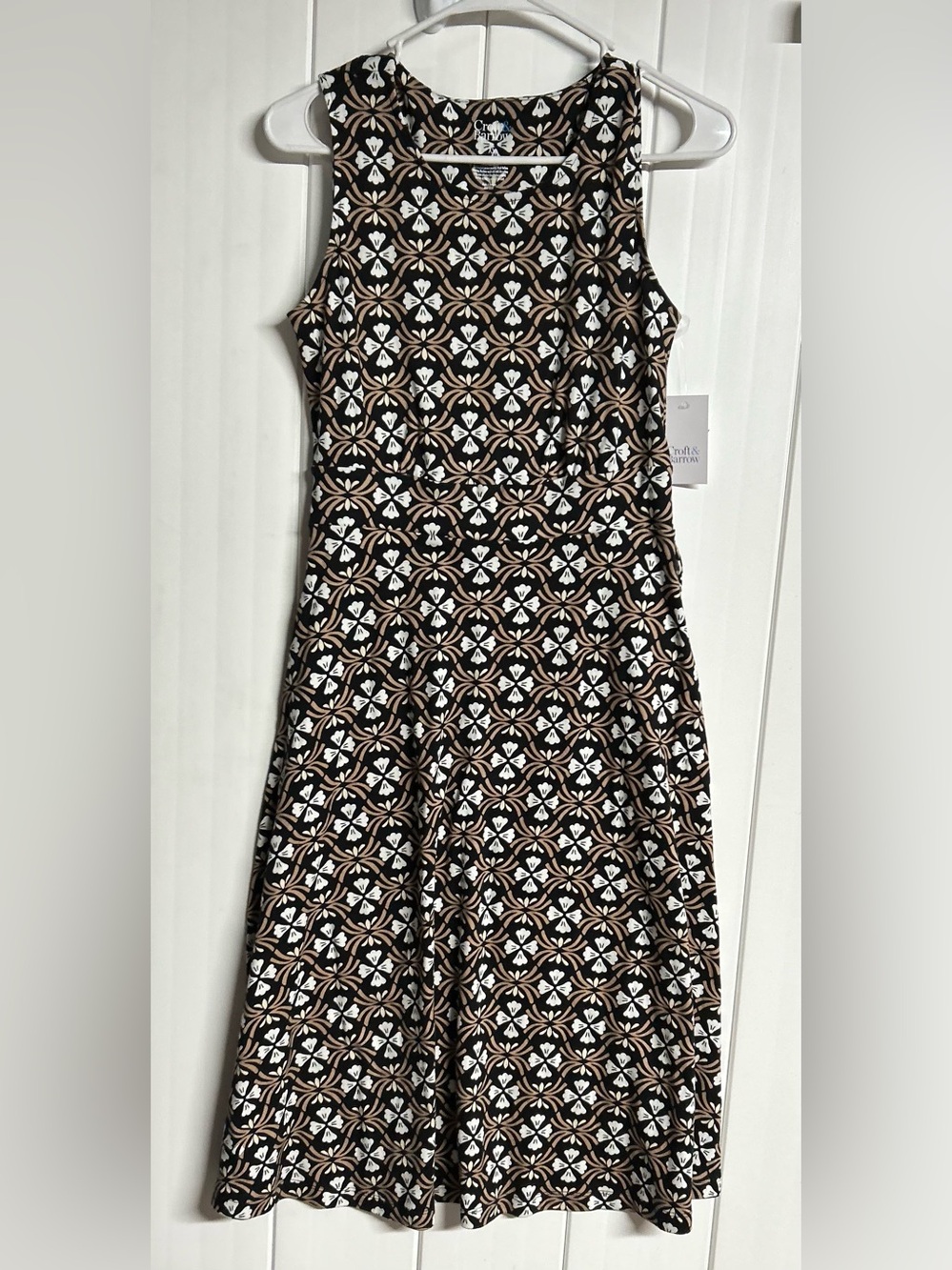 croft & barrow Black Midi Dress with White & Tan Geometric Print
